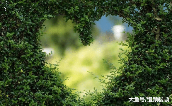 心理学：女生有这3种表现，一定是对你动了心！千万别错过了