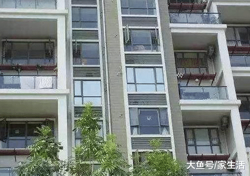 為何有錢人家都幾乎不掛窗簾了？問完內行人原因，后悔家里裝早了