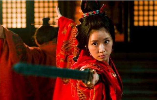 史上最厉害的女人，丈夫、长子都是战神，次子、女婿都是开国皇帝 !