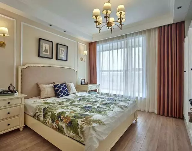 参观朋友家的130㎡美式复式新房，刚进客厅，就感受到一股贵气！