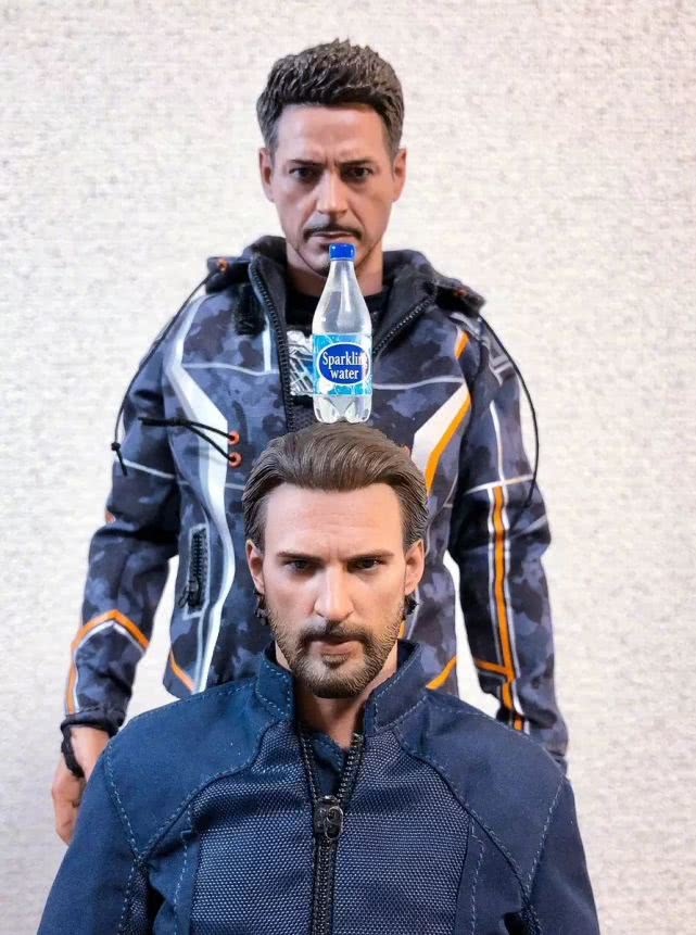 钢铁侠“瓶盖挑战”！网友：笑得我床都塌了！你赔给我！