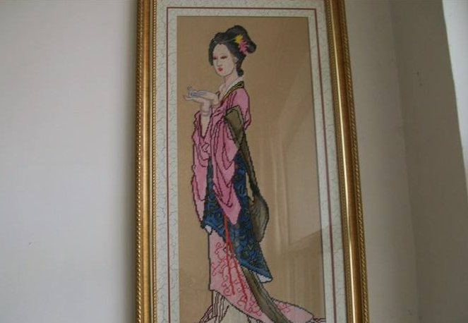 为何曾经很“火”的十字绣，现在却没有卖了？答案很简单