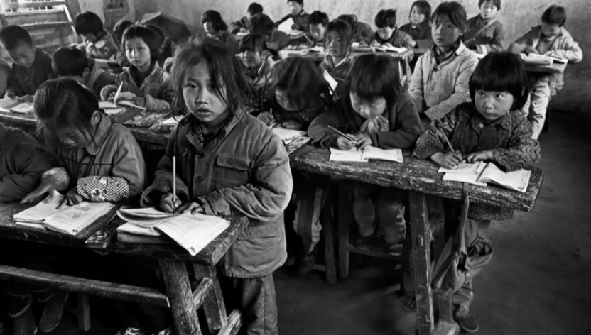 清华寒门女说出贫富差距的现实：你努力到达的天花板，只是别人开始的起点！