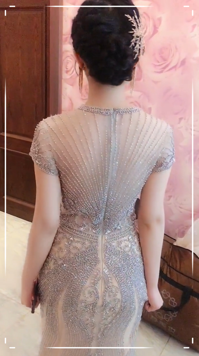 这件衣服很考验身材