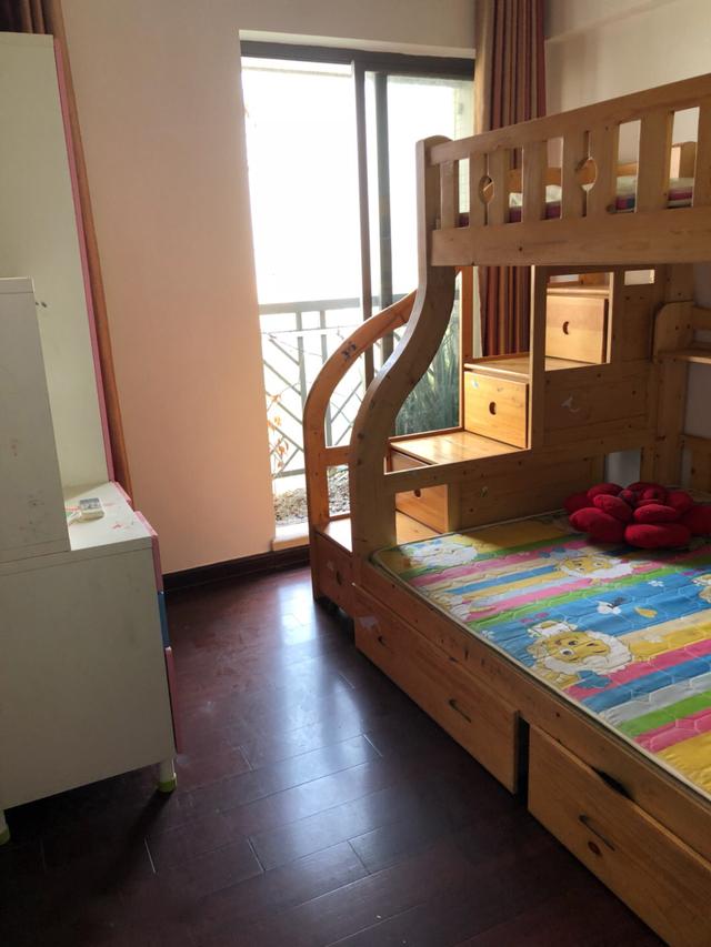 通风三个月，终于搬新家，再也不用住出租房了，装修很漂亮，晒晒