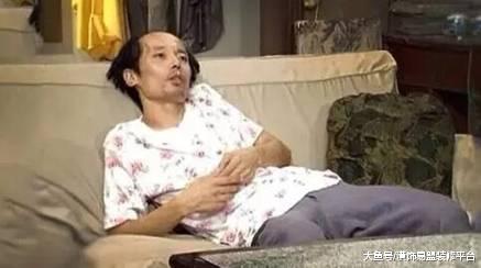 与时俱进，沙发不要再选黑白灰了