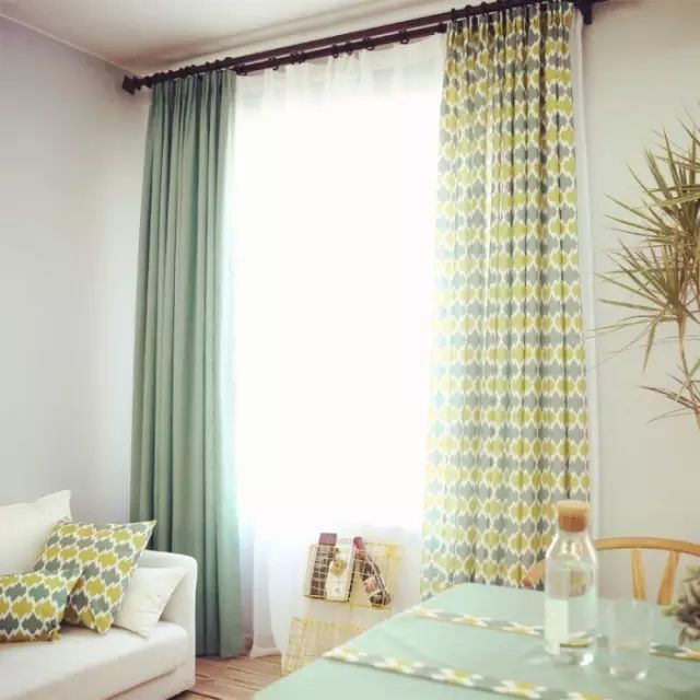 窗帘的搭配很重要，怎么去选更是要多加了解咯！