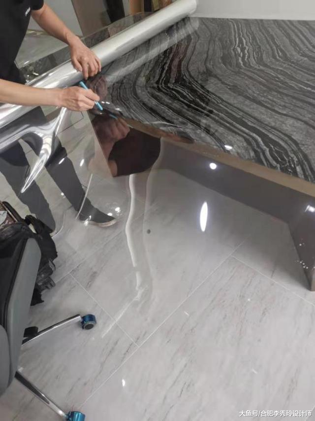 实拍老师傅修复大理石桌面，2米长的裂缝补完，跟新买的一模一样！