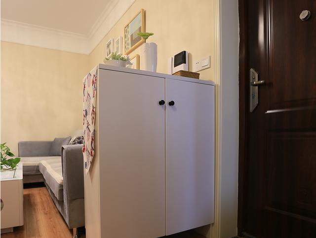 三口之家的70平小屋，客厅没窗户，胜在简单温馨，感觉很幸福！