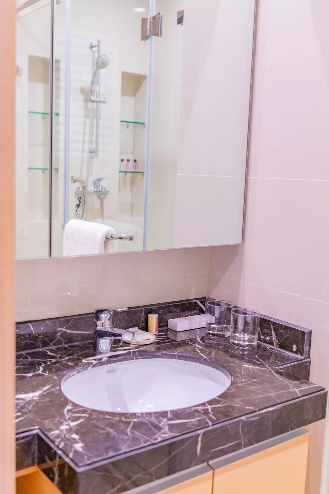 藏在上海闹中取静的轻奢公寓，让我找到了理想的家…