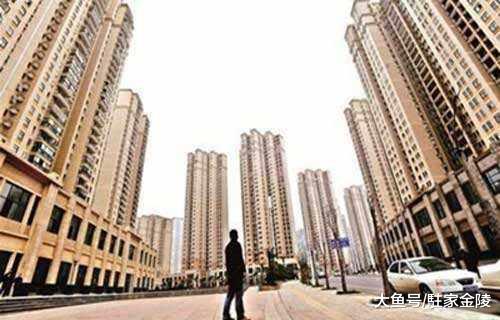 十年后，“房奴”有了属于自己的房屋，哪那些没有购房的人怎么样了？