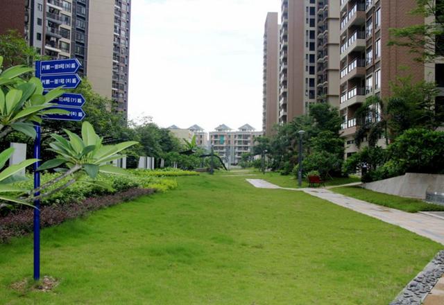 买房朝向选择东边还是西边好？内行人给出了解释，才知我家买错了