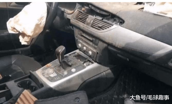 男子从同事手里花3万买了一辆奥迪A6L，修车工：我劝你转卖给我吧