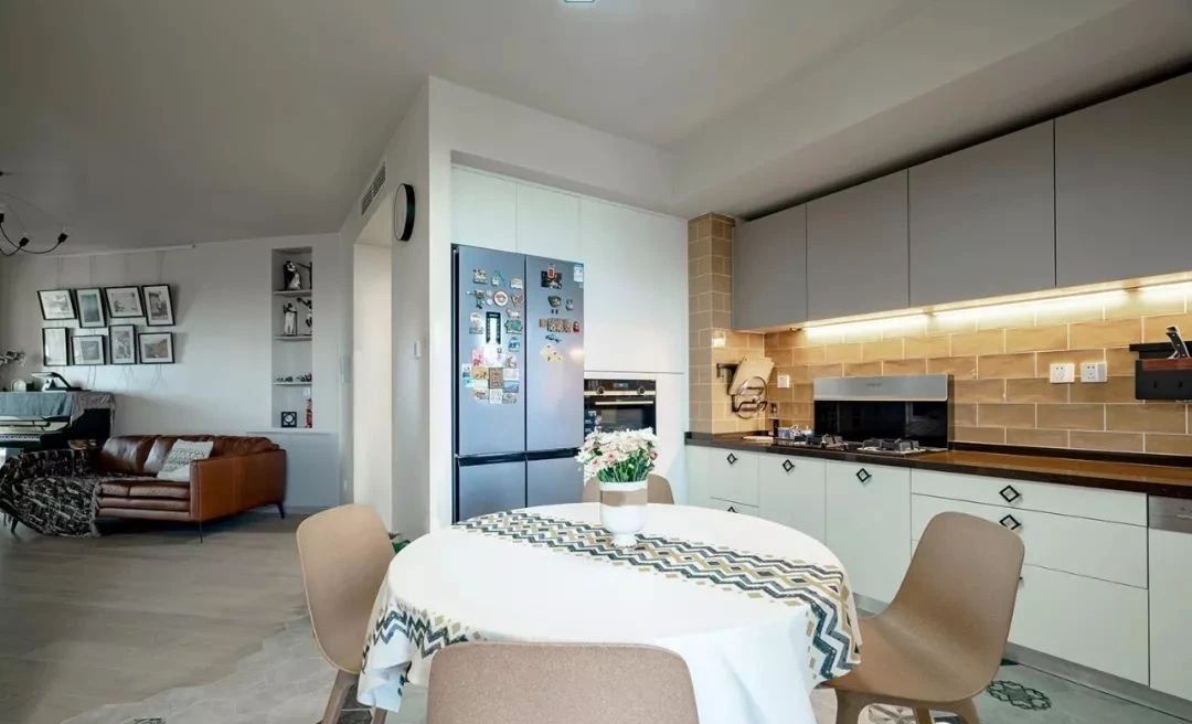 110㎡奇葩户型的颠覆改造，异形不仅利用充分，还成为空间亮点！