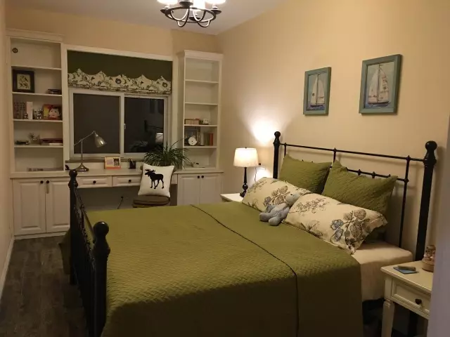 家里的小户型没地方做书房？挤我都要在这里挤个出来