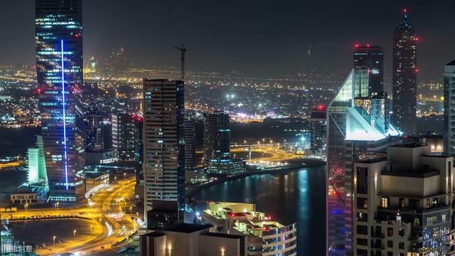 有多少人想把二线的房子卖了，回到四五线小城市定居，做个小生意