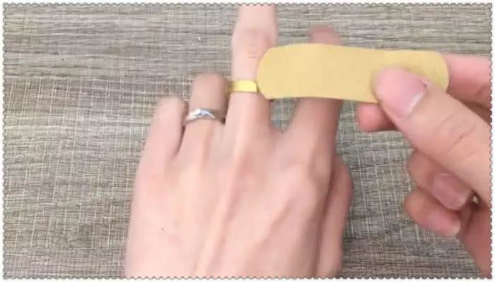 黄金戒指上贴张创可贴，太实用了，懂的人还不多，早点知道就好了