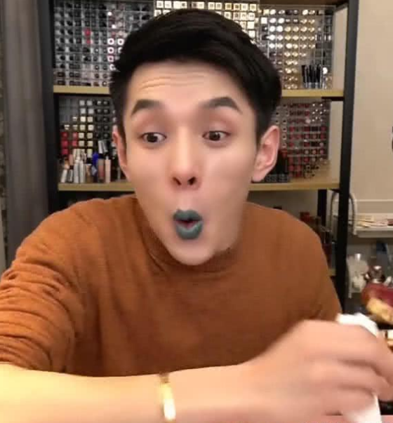口红 “口红一哥”李佳琦都“喊救命”的口红，杨幂却涂着上封面，美哭