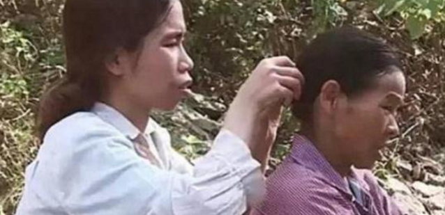 女孩因長得太丑找不到工作，整容后回家，母親卻不認她了