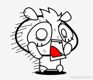 黃鼠狼嗝屁后無故失蹤，小哥調監控察看不禁動容，靈性的動物