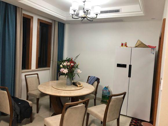 参观表叔吹嘘的40万豪装新家，效果确实很豪华，但却欣赏不来！