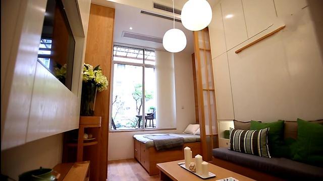 設計師神了！上海27平的小破房，爆改四室一廳兩層小屋，還多個院子