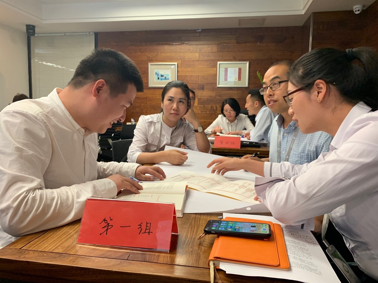以书会友，以文沁心|均豪集团总部第二期“书友会”圆满举办