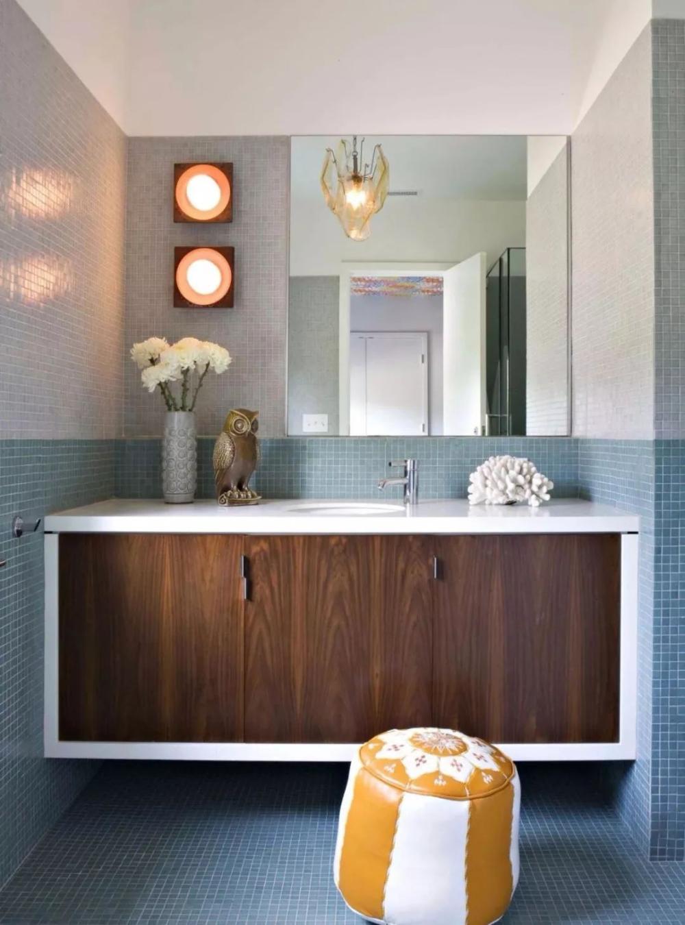 卫生间洗手台别装太随意了，设计师们都这样做！