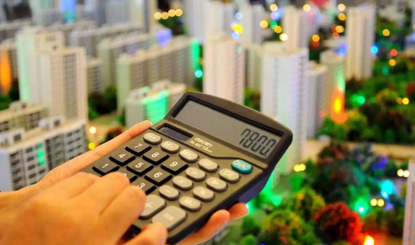 个人炒不了房，但上市公司还在炒房，金额高达1.26万亿