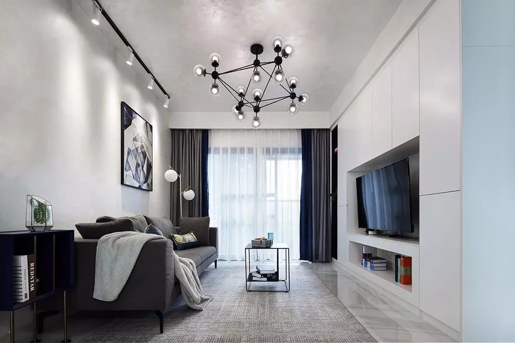 闺蜜家的107平的现代简约风三居室，黑白灰的配色就是好看