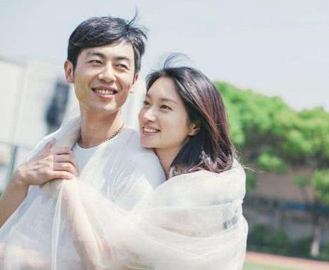 娱乐圈宠妻狂魔，结婚9年都不让妻子化妆，理由打脸众多圈内男星