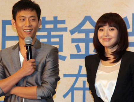 长得丑十年没火遭女友抛弃,娶大6岁二婚央视主持,今蜕变成影帝