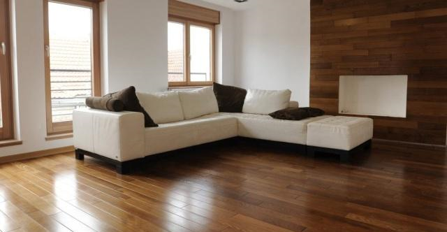 “木地板”和“木纹板”，用哪个好仅一字之差，很多人却买错