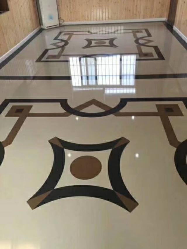 地板与瓷砖已经过时，一种无缝的材料开始流行，图案丰富上档次！