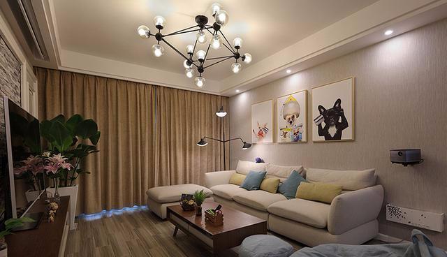 老婆辛苦半年裝修，玄關美觀實用，客廳簡約大氣，親戚都說媳婦棒