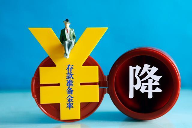 没房的人希望下跌，有房的人希望上涨，房价到底怎么走？