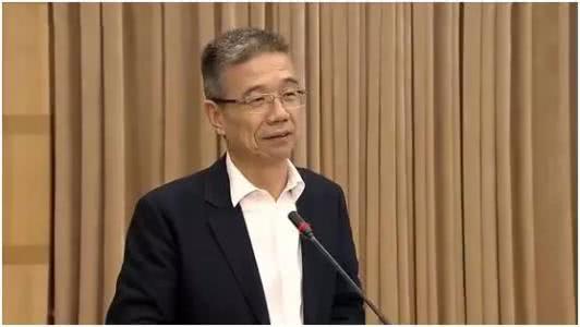 他花费9万入手绝密配方，“骗”了我国女性20年，拥有450亿的身价