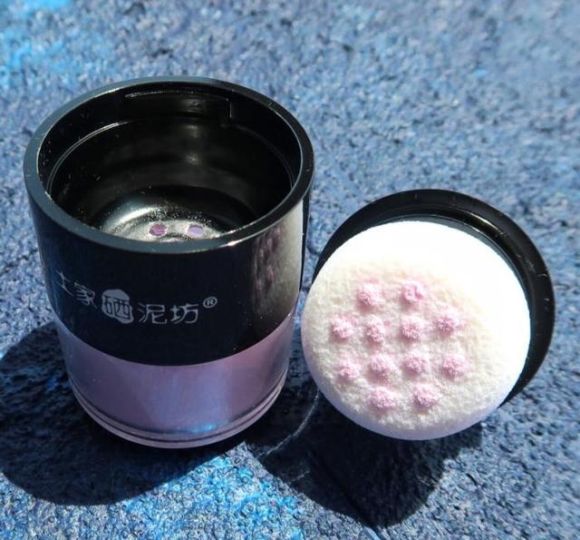 一周内狂售断货的定妆粉，因价格低被看不起，网友：效果碾压纪梵希