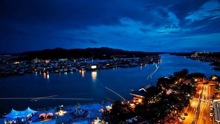 亚洲最富裕的国家, 当地人只需5块钱就可以买一块地盖别墅