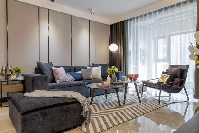 109㎡三室一厅，花最少的钱装现代轻奢，同事纷纷上门来拍照！