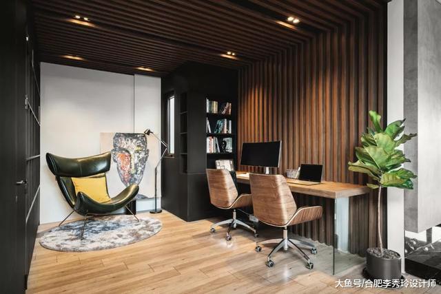 140平只做两室一厅，看到客厅我一愣，沙发换个方向更加实用了