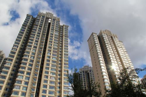 中国地产行业发展70年