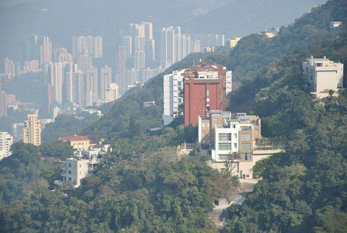 14㎡! 香港最小房屋开卖引热议, 你怎么看?