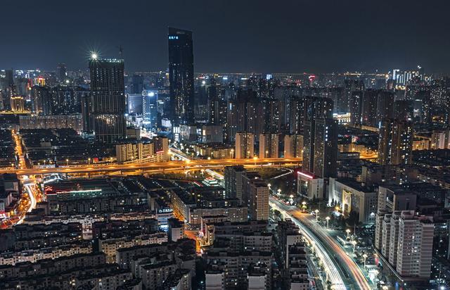 购房者不炒房，不追涨，不盲从，楼市房价会更快回归实际价值