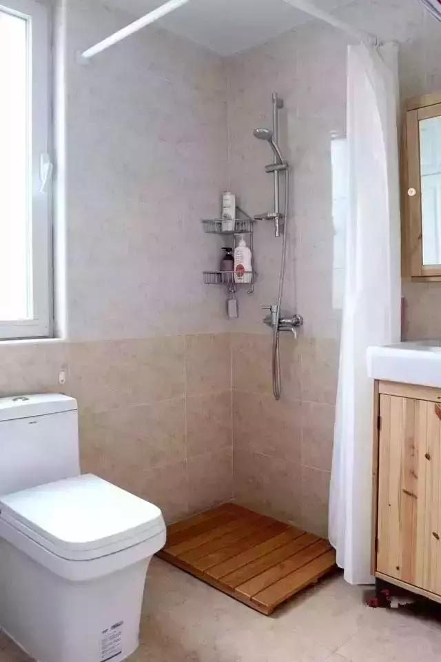 卫生间就要这样装，越来越多人喜欢，好用又潮流！