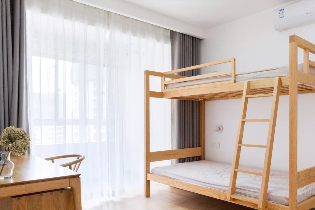 138平的日式风三居室，在简洁当中透露出温馨感