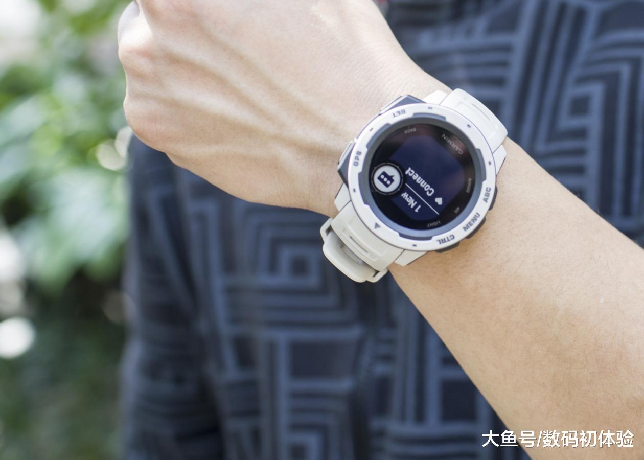 穿戴体验极佳：功能齐全、外观硬朗的智能运动手表GARMIN Instinct 体验