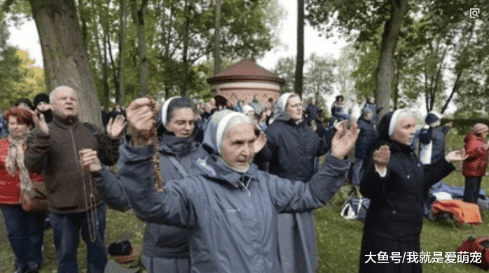 論伊斯蘭化的影響, 歐洲已經處在“危險”邊緣, 宗教信仰自由岌岌可危