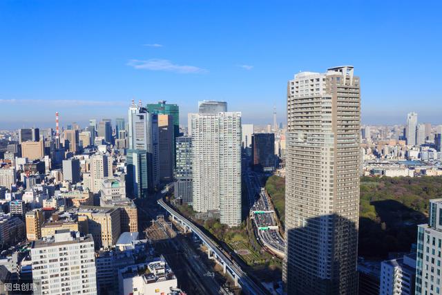 楼市“逆转”，1类买房人要格外注意，曹德旺“谏言”正在成现实