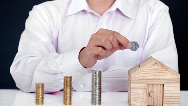 房贷53万30年还清利息就要55万，老百姓怒斥：高利贷都没这么狠